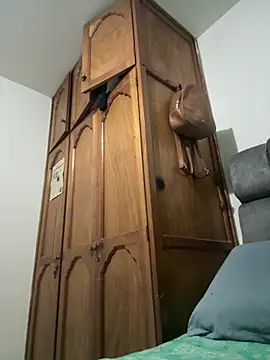 Snapshot of gabiTetas chatting on September 23, 2025, 7:43 pm gabiTetas online show from September 23, 2025, 7:43 pm