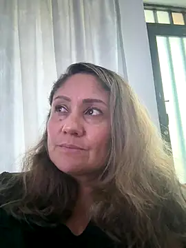 Snapshot of gabiTetas chatting on October 7, 2025, 9:38 pm gabiTetas online show from October 7, 2025, 9:38 pm