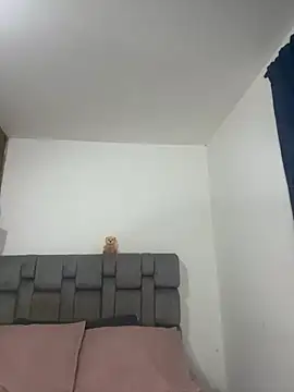 Snapshot of gabiTetas chatting on February 14, 2026, 9:48 pm gabiTetas online show from February 14, 2026, 9:48 pm