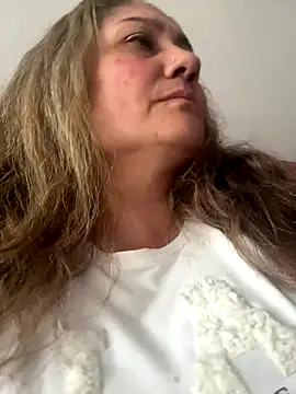 Snapshot of gabiTetas chatting on September 19, 2025, 9:19 pm gabiTetas online show from September 19, 2025, 9:19 pm