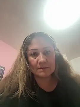 Snapshot of gabiTetas chatting on September 20, 2025, 7:41 pm gabiTetas online show from September 20, 2025, 7:41 pm