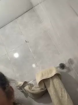 Snapshot of gabiTetas chatting on December 11, 2024, 5:59 pm gabiTetas online show from December 11, 2024, 5:59 pm