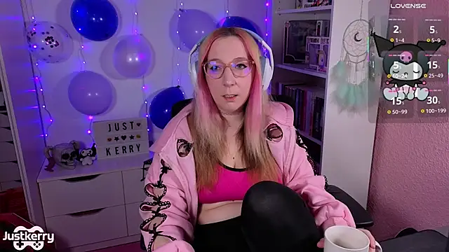 JustKerry online show from November 18, 2025, 10:07 am