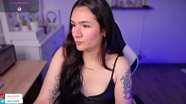 ImLui lu online show from November 8, 2025, 5:27 pm