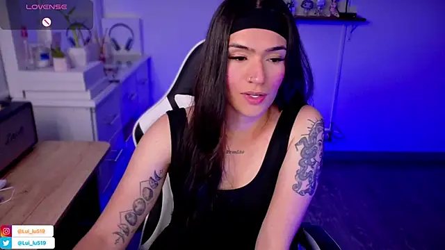 ImLui lu online show from October 26, 2025, 11:27 pm