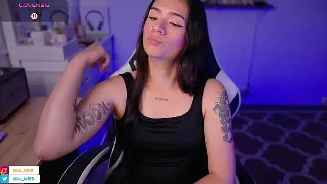 ImLui lu online show from December 2, 2025, 7:37 pm