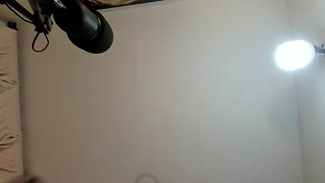 sarita loven online show from March 12, 2026, 4:29 am