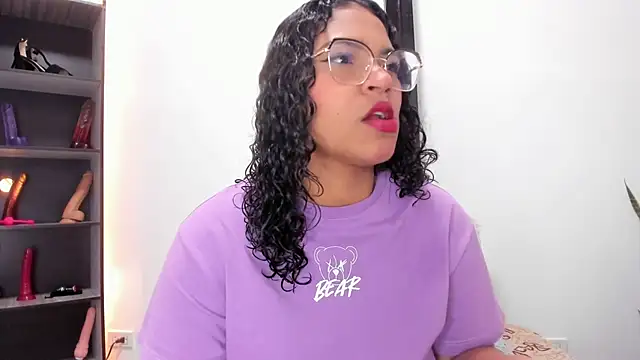 Snapshot of iriss_25 chatting on March 17, 2025, 12:25 pm iriss 25 online show from March 17, 2025, 12:25 pm