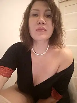 Snapshot of ROXOLANAA_SEXY chatting on November 11, 2025, 6:03 pm ROXOLANAA SEXY online show from November 11, 2025, 6:03 pm