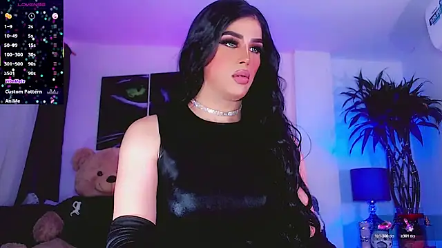 Snapshot of Sophiesweet5 chatting on November 14, 2025, 11:36 am Sophiesweet5 online show from November 14, 2025, 11:36 am