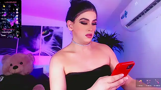 Snapshot of Sophiesweet5 chatting on December 20, 2025, 4:15 am Sophiesweet5 online show from December 20, 2025, 4:15 am