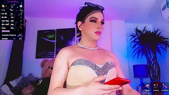 Snapshot of Sophiesweet5 chatting on November 16, 2025, 5:06 pm Sophiesweet5 online show from November 16, 2025, 5:06 pm