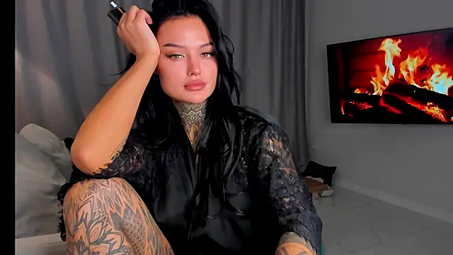 Snapshot of pantera_flashh chatting on December 16, 2024, 12:48 am pantera flashh online show from December 16, 2024, 12:48 am