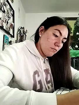 Snapshot of katha_steele_ chatting on November 20, 2025, 5:13 pm katha steele online show from November 20, 2025, 5:13 pm