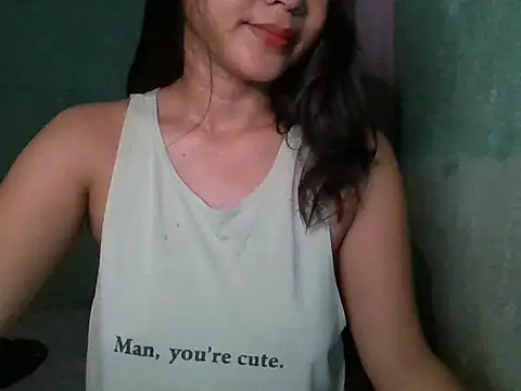  smiling4u  online show from December 1, 2025, 2:45 am