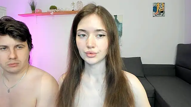 Snapshot of PollyFlame chatting on September 13, 2025, 8:09 pm PollyFlame online show from September 13, 2025, 8:09 pm