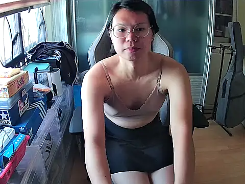 swimsuitloves online show from June 13, 2026, 4:43 am