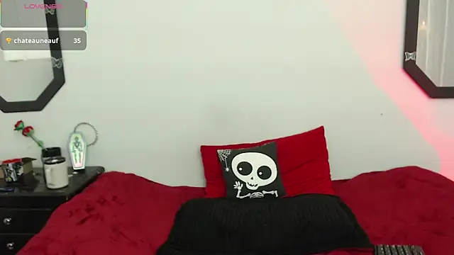 Snapshot of Amy_Aloqua chatting on November 26, 2025, 3:23 pm Amy Aloqua online show from November 26, 2025, 3:23 pm