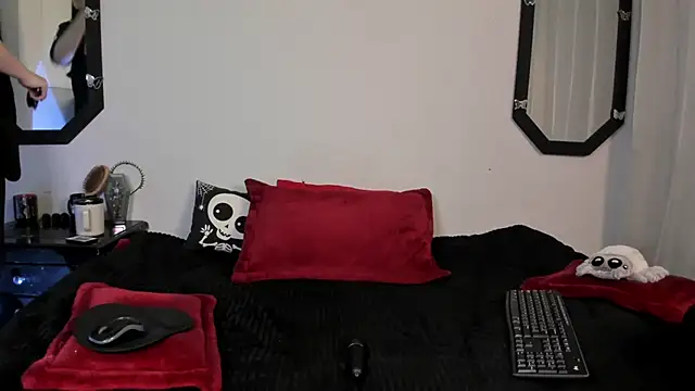 Amy Aloqua online show from April 8, 2026, 4:08 pm