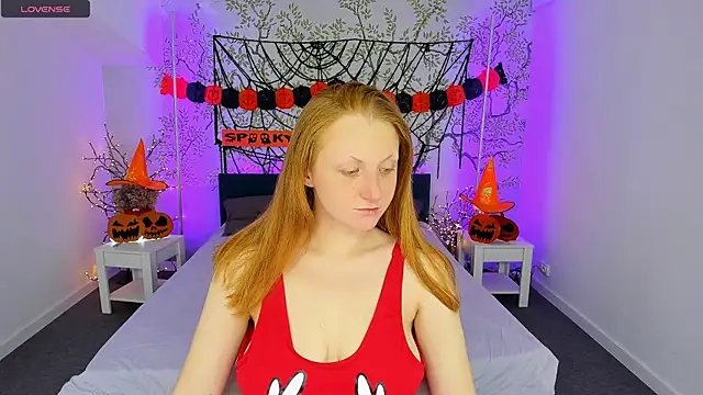 JeannieFox  online show from October 21, 2025, 6:24 am