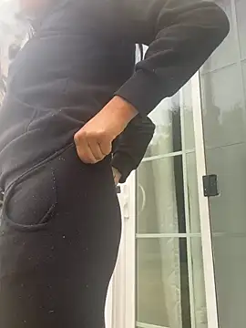 Iceblanca online show from March 15, 2025, 5:37 pm