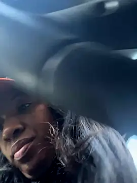 Iceblanca online show from December 1, 2025, 8:53 pm