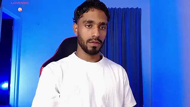 Snapshot of Christian_thor chatting on February 14, 2026, 4:23 am Christian thor online show from February 14, 2026, 4:23 am