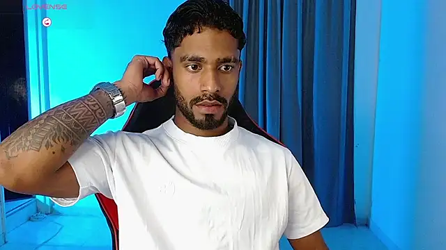 Snapshot of Christian_thor chatting on February 12, 2026, 3:39 am Christian thor online show from February 12, 2026, 3:39 am