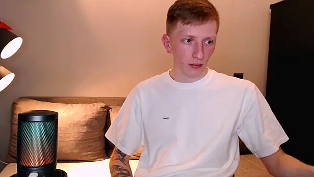 Snapshot of juliaanddima chatting on November 2, 2025, 9:09 pm juliaanddima online show from November 2, 2025, 9:09 pm