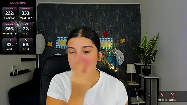 Linda EX online show from September 27, 2025, 6:19 am