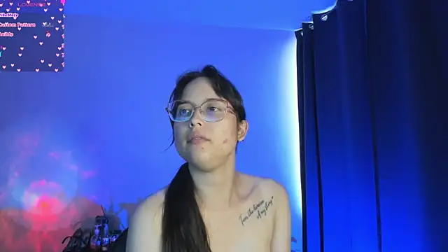 shantalc3rezo online show from November 15, 2025, 8:24 pm