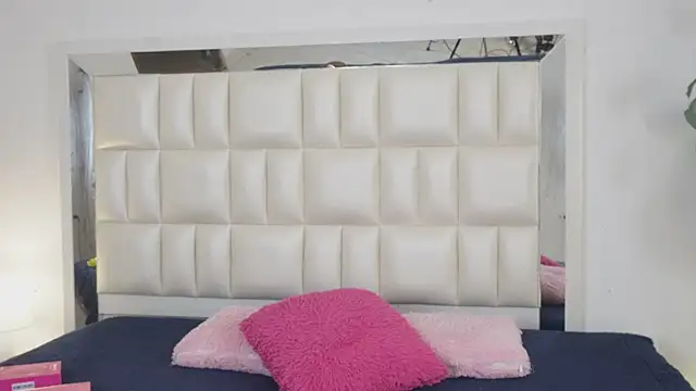 Snapshot of Anais_aradia chatting on March 12, 2025, 5:13 am Anais aradia online show from March 12, 2025, 5:13 am