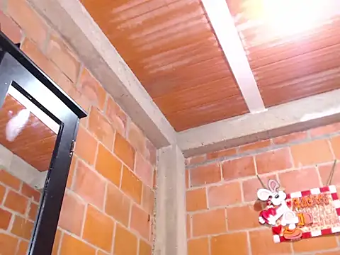 vergon3624 online show from April 16, 2026, 9:39 pm