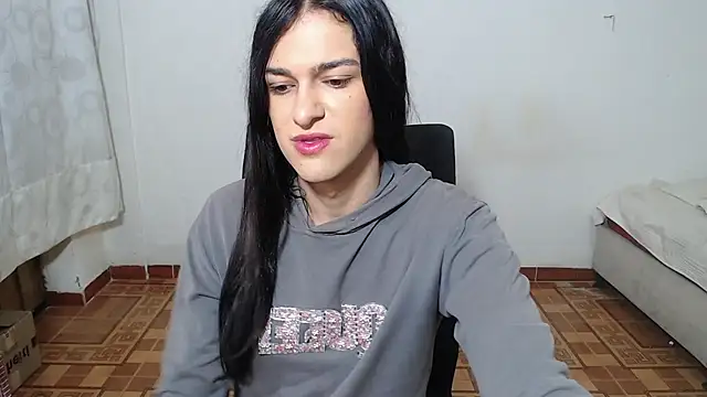 sweet1Girl online show from May 23, 2026, 12:04 pm