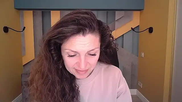 EllaLong online show from March 20, 2026, 12:28 pm