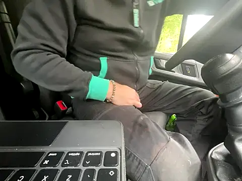 Lovetobenaked4u online show from September 26, 2025, 11:06 am