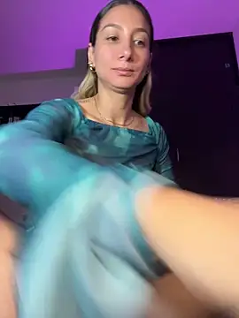 Snapshot of DanikRosse chatting on December 23, 2025, 4:56 am DanikRosse online show from December 23, 2025, 4:56 am