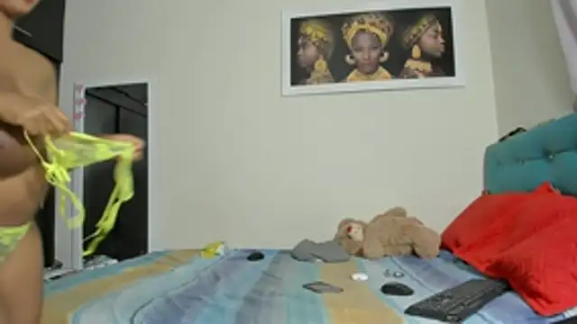 megan-hotxx online show from April 16, 2026, 2:56 am