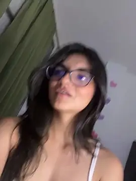 Cat2525 online show from February 28, 2025, 2:09 am