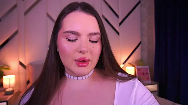 CuteAmberr online show from March 21, 2026, 12:01 am