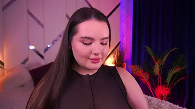 Snapshot of CuteAmberr chatting on November 1, 2025, 12:28 am CuteAmberr online show from November 1, 2025, 12:28 am