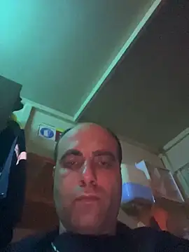 Snapshot of mustican422 chatting on December 7, 2024, 2:47 am mustican422 online show from December 7, 2024, 2:47 am