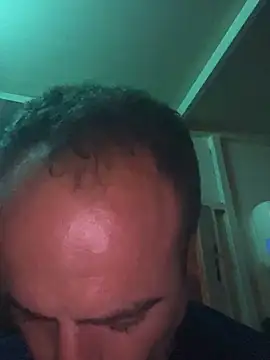 Snapshot of mustican422 chatting on December 6, 2024, 10:46 pm mustican422 online show from December 6, 2024, 10:46 pm