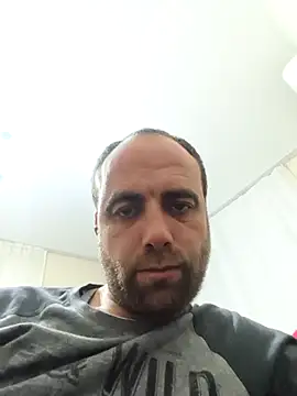 Snapshot of mustican422 chatting on October 14, 2025, 10:42 pm mustican422 online show from October 14, 2025, 10:42 pm