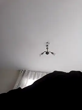 Snapshot of mustican422 chatting on February 9, 2025, 1:14 pm mustican422 online show from February 9, 2025, 1:14 pm