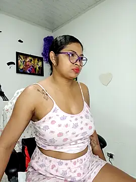 Snapshot of chalohott chatting on October 23, 2025, 9:08 am chalohott online show from October 23, 2025, 9:08 am