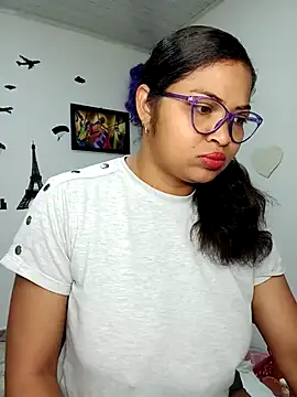 Snapshot of chalohott chatting on November 22, 2025, 9:41 am chalohott online show from November 22, 2025, 9:41 am