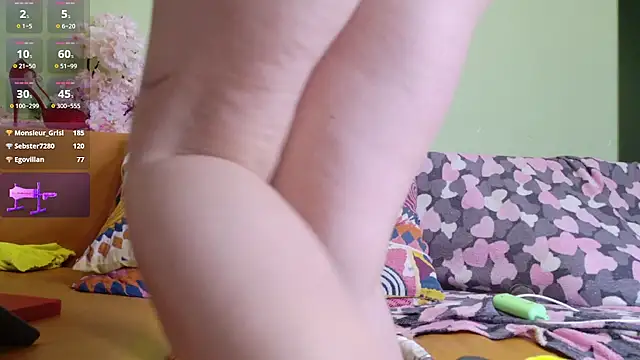 Snapshot of K_kessi chatting on November 17, 2025, 1:04 pm K kessi online show from November 17, 2025, 1:04 pm