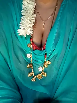 tuttifrutti17 online show from February 15, 2025, 6:01 pm