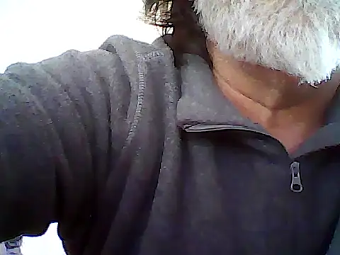 xcimeru online show from April 8, 2026, 7:10 am